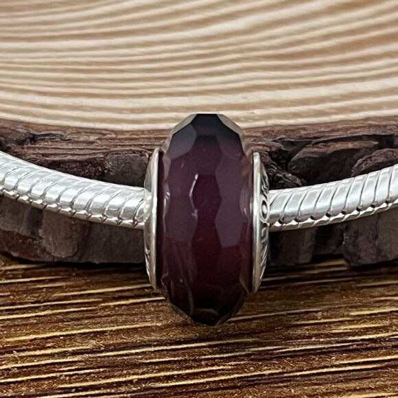 Pandora Red Fascination Faceted Murano Glass Charms - Picture 3 of 5